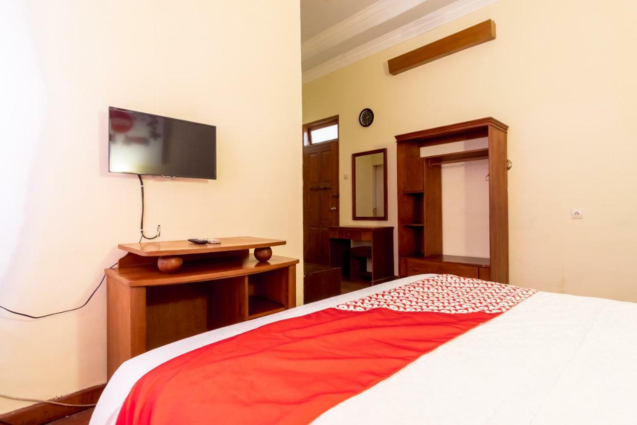 Oyo 1030 Hotel Bumi Asih Μεντάν Εξωτερικό φωτογραφία